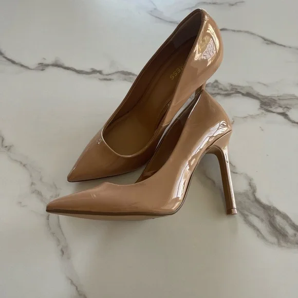 Express Nude Patent Heels - Picture 2 of 4